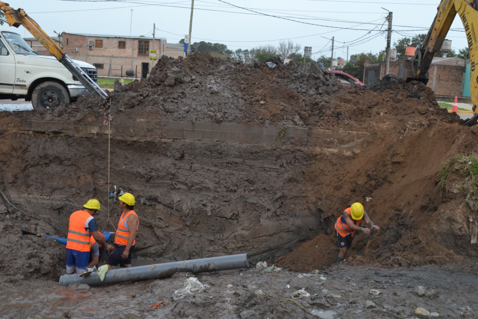 Resistencia: SAMEEP restablece el servicio de agua potable en Villa ...